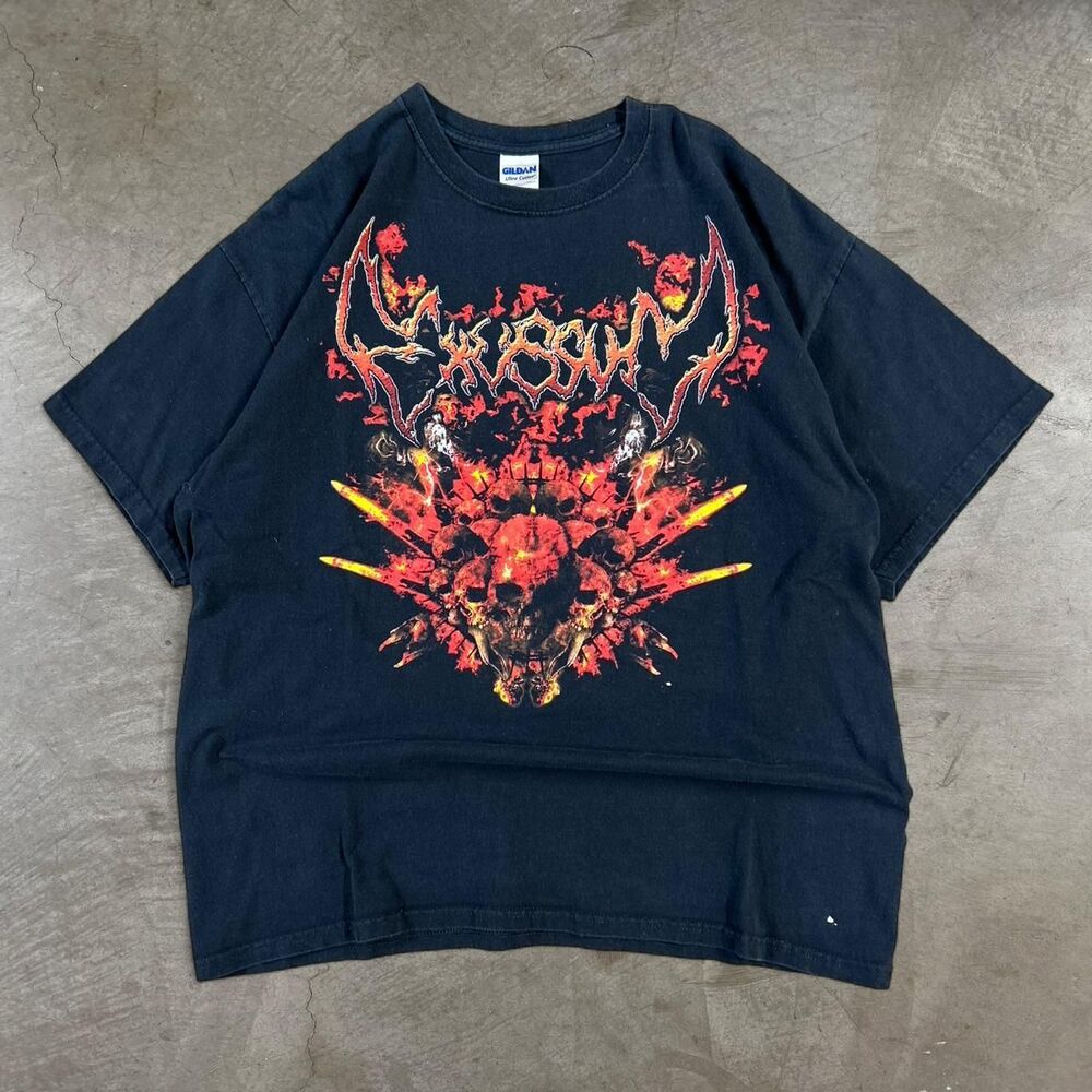 Y2K Gildan Affliction Style Black Cotton T-Shirt with Red & Orange Skull Graphic